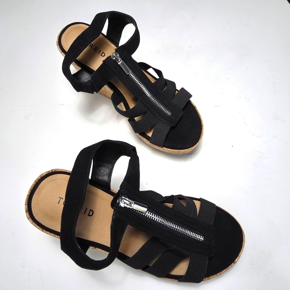 Torrid Black Strappy Wedge Sandals with Zipper Design Size 9 WW